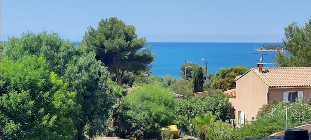 Les Galets de Sanary - Vue mer Extérieur photo