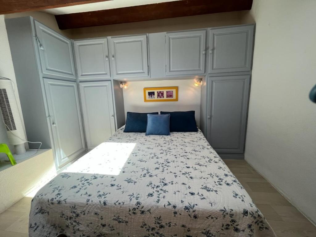 Les Galets de Sanary - Vue mer Extérieur photo